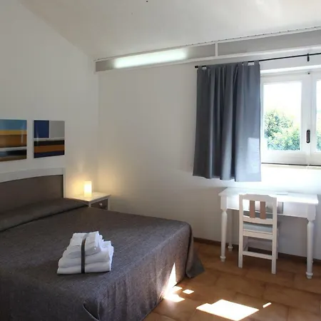 Mothuq Garden House